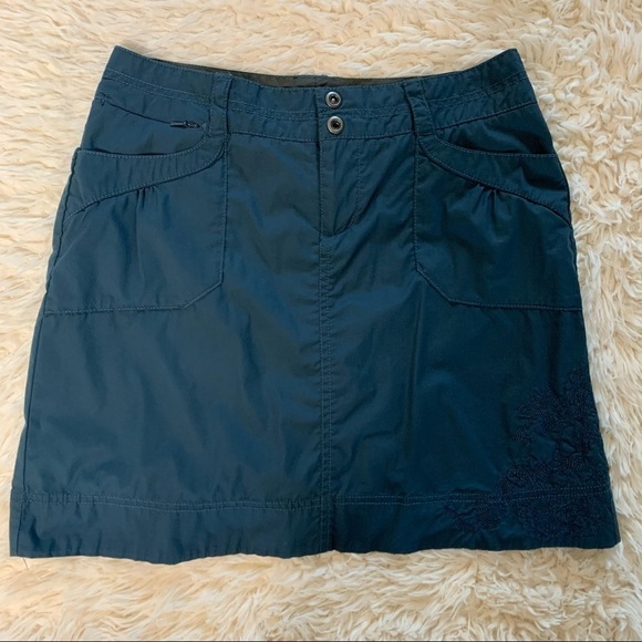 REI Embroidered Cargo Active 5 Pocket Skirt Size 2 - Picture 2 of 12